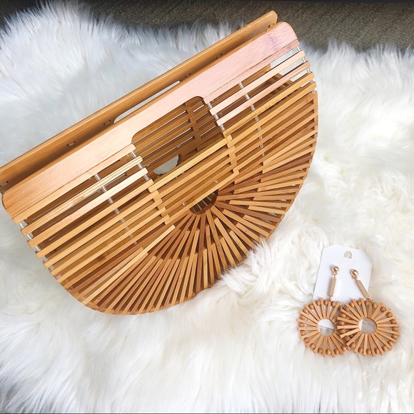 Handbags - NWOT- BAMBOO BAG 🌻🌺